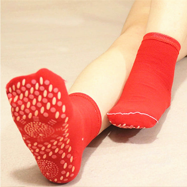 Self-heating Magnetic Socks