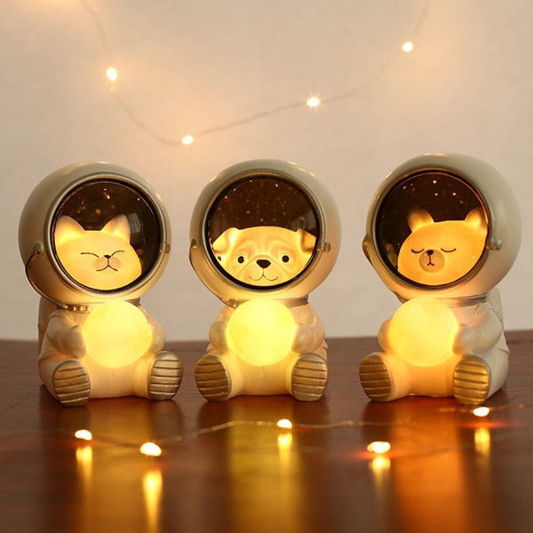 Astronaut LED Lamp