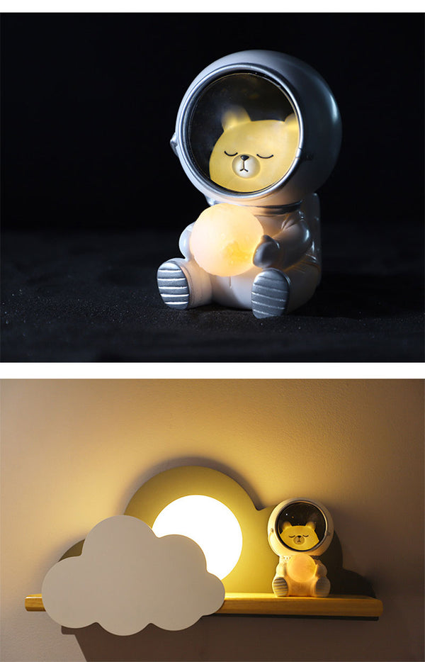 Astronaut LED Lamp